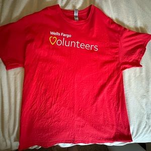 VINTAGE Wells Fargo Volunteer Heart tee